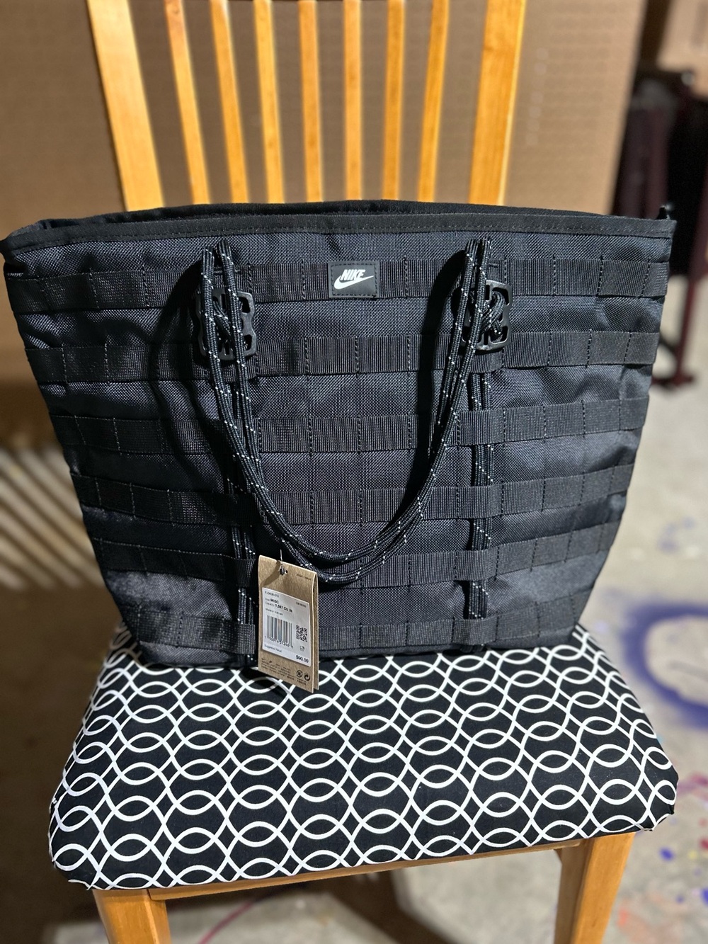 NWT Nike Sportswear RPM Tote Bag 26L Travel Gym Laptop
Shoulder Bag FJO439-010 - Picture 5 of 15